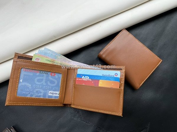 Nhập sỉ ví da có sẵn