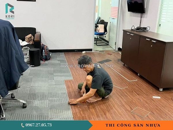 Sàn nhựa giả gỗ có bền không? 5 lưu ý khi dùng sàn nhựa