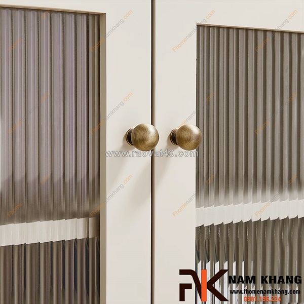 Núm nắm tủ đồng nhỏ gọn, sang tọng bền chắc cùng thời gian