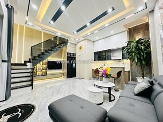 Thân gởi 🌹1% +2 chỉ vàng 9999❤️nhờ ace bán giúp bán nhà kiệt 356 hoàng diệu - hải châu