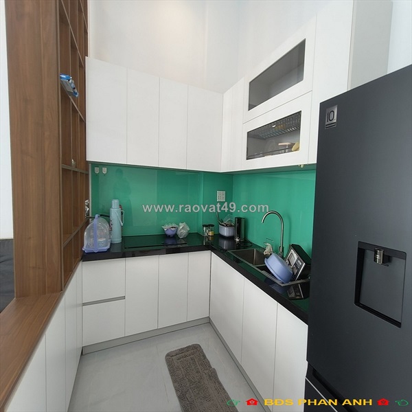 Tìm đâu ra căn thứ 2 ngay khu công thương hẻm xe hơi "ngon" thế này mà chỉ có 5 tỏi hơn chút tí