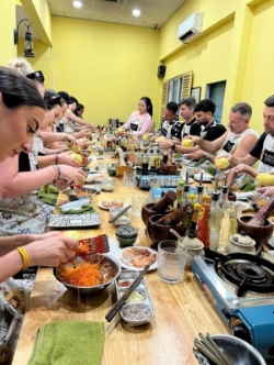 Tuyển người dạy nấu ăn cho người nước ngoài làm tại q1