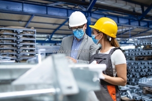 Việc làm nhà máy: áp lực từ ca đêm và sức khỏe