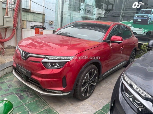 Vinfast vf 8 lướt – ưu đãi 120tr – nhận xe ngay