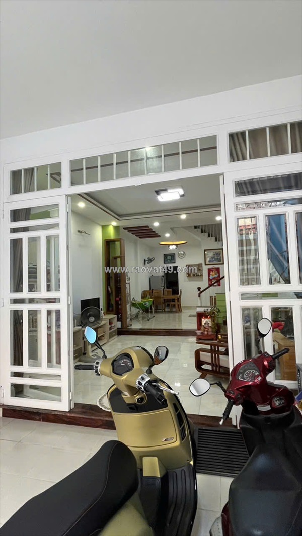 Bán nhà đúc 2,5 tấm hẻm 142 đường số 339 p. phước long b, q9 cũ