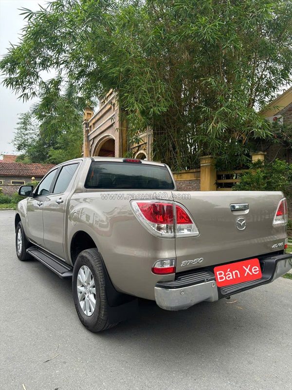 Bán xe bán tải 2 cầu 4x4 – giá chỉ 300tr