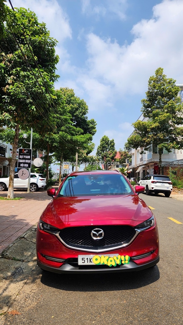 ~/Img/2026/5/can-ban-xe-cx5-mazda-phien-ban-cao-cap-nhat-signature-premium-dong-co-25-2-cau-awd-them-che-do-sport-01.jpg