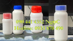 Chai nhựa 0.5 lít đựng axit, chai nhựa 250ml đựng thuốc trừ sâu, chai lọ 100ml đựng dung môi
