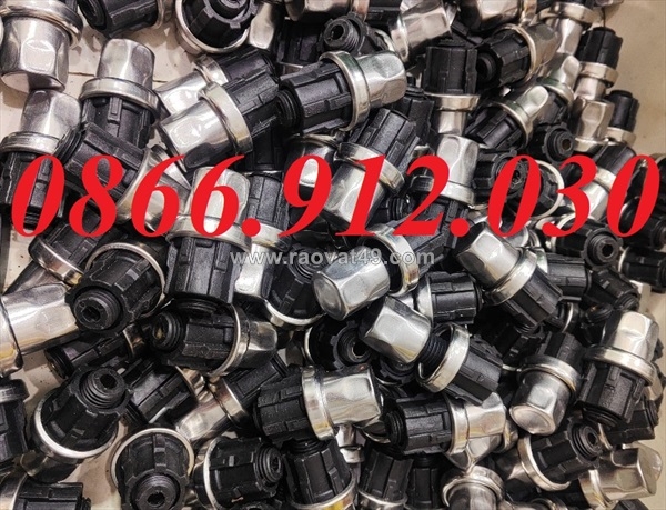 ~/Img/2026/5/chan-tang-chinh-inox-boc-nhua-phi-38-cho-ban-bep-cong-nghiep-02.jpg