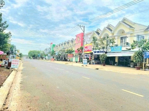 ~/Img/2026/5/chi-789tr-co-ngay-manh-dat-vi-tri-cuc-dep-tai-trung-tam-tp-dong-xoai-lh0937336005-01.jpg