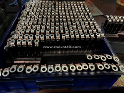 Chổi than công nghiệp cho cầu trục, băng chuyền