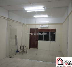 Cửa kính cường lực chống cháy: giải pháp bảo vệ trong mùa hè nóng bức