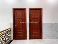 Cửa thép vân gỗ bao nhiêu 1m2
