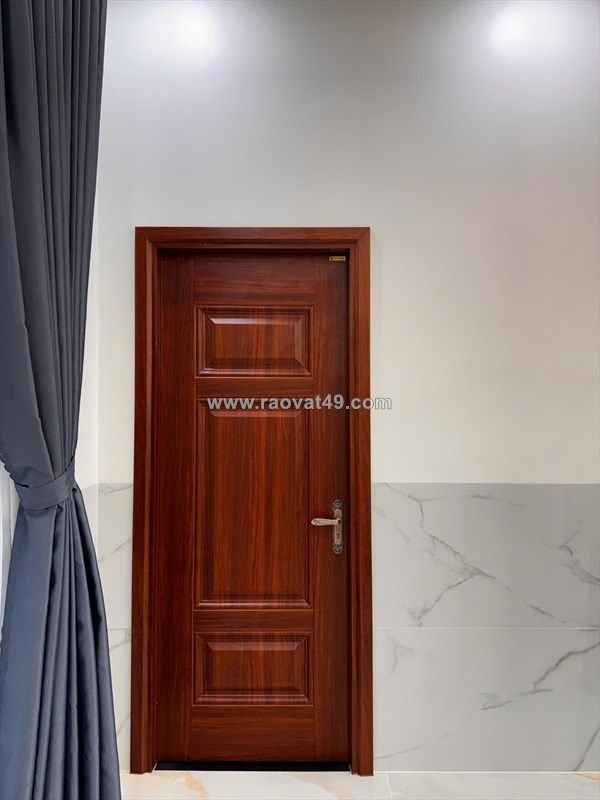 Cửa thép vân gỗ có bền không ? đơn vị cung cấp uy tín