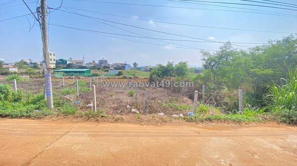 Đất hẻm ql20, gần trung tâm đức trọng, hẻm isuzu việt nhật đi vào