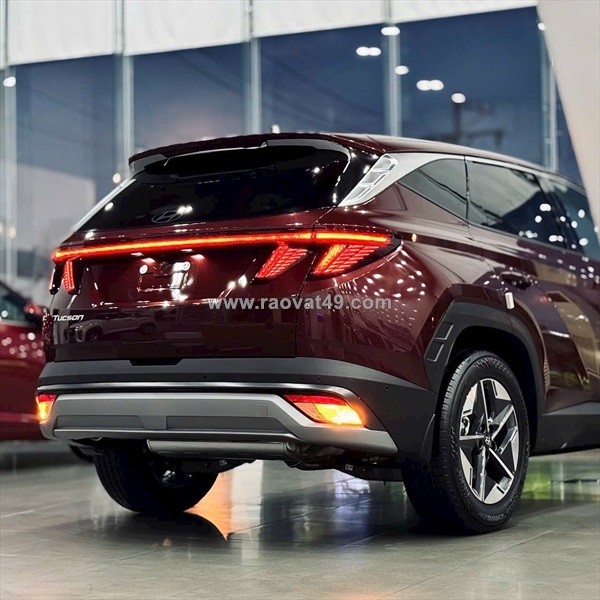 ~/Img/2026/5/deal-khung-thang-nay-chot-hyundai-tucson-la-loi-ngay-toi-75-thue-truoc-ba-02.jpg