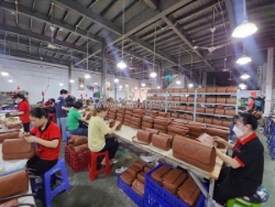 Gia công quà tặng đồ da cho sự kiện – xtc nhận đơn hàng số lượng lớn