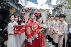 Hỷ phục bưng quả bigsize – team đẹp đều từng người