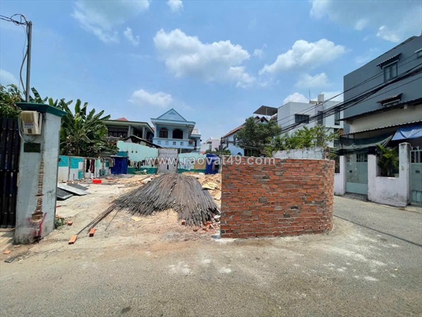 Lô góc 2 mặt tiền hxh đường man thiện dt 176m, vị trí đẹp