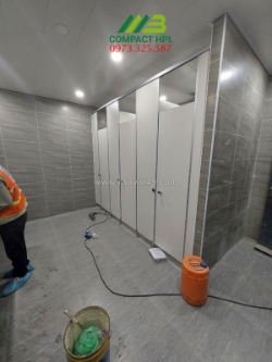 Lựa chọn đơn vị thi công vách toilet uy tín miền bắc cho công trình sạch đẹp, hiện đại