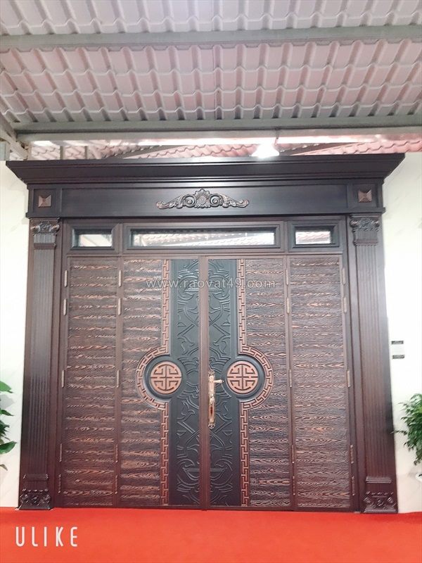 Mua cửa thép classic tại đồng tháp – cập nhật giá chi tiết