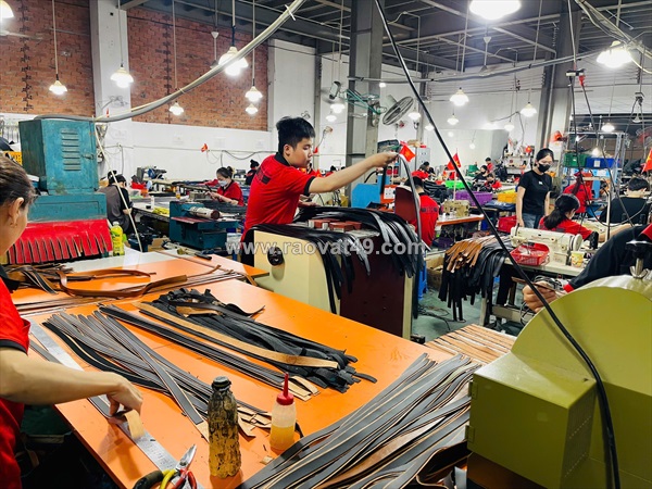 Nhập sỉ phụ kiện da nam giá tận xưởng
