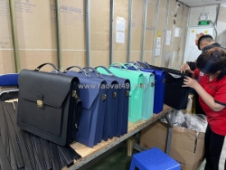Quà tặng đồ da cao cấp – xưởng trường chinh xtc nhận gia công in logo