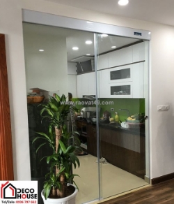 Thiết kế cửa kính cường lực kéo ngang với bản lề âm sàn