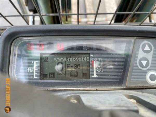Xe nâng dầu mitsubishi 1.8 tấn gắn dịch càng
