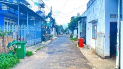 Bán nhà kèm 10 phòng trọ, mặt tiền trung tâm đức trọng, lâm đông