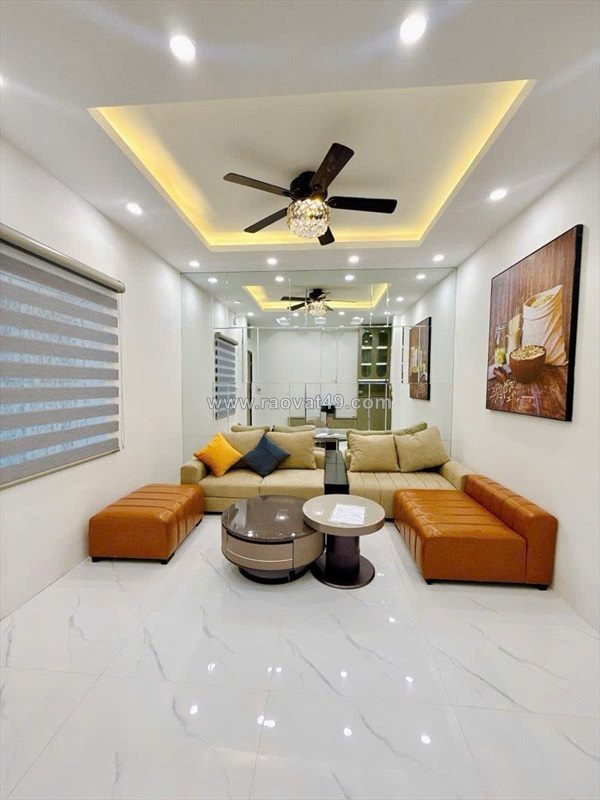 Bán nhà quan hoa, cầu giấy – 50m2 – 5 tầng – lô góc –giá tốt –nhà đẹp long lanh - full nội thất xịn