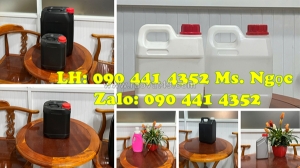 Bình nhựa 1 lít đựng nhớt, can nhựa 2 lít đựng dầu, can nhựa 5 lít có vạch chia