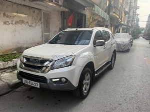 Chính chủ bán mux 3.0 at 2016 mầu trắng