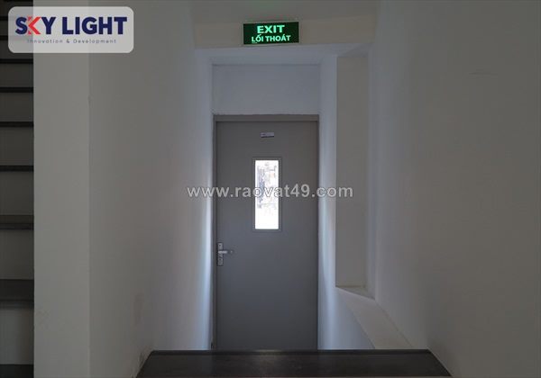 Cửa chống cháy cánh đơn sky light: nhỏ gọn, an toàn