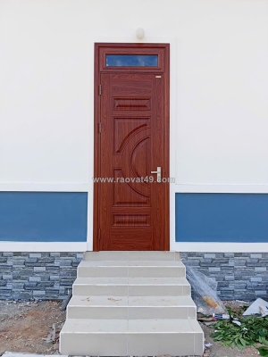 Cửa thép vân gỗ tại phú giáo  bình dương