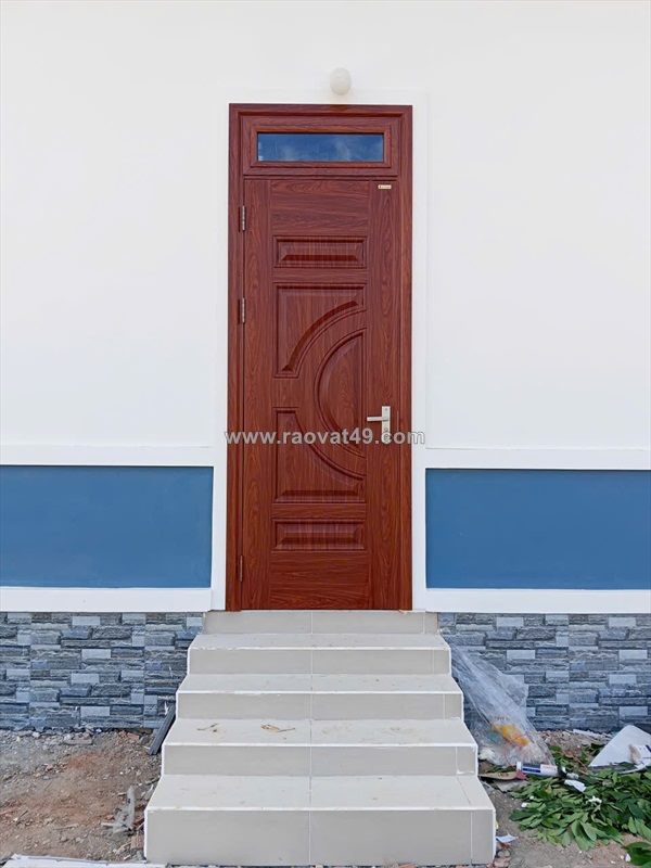 Cửa thép vân gỗ tại phú giáo  bình dương