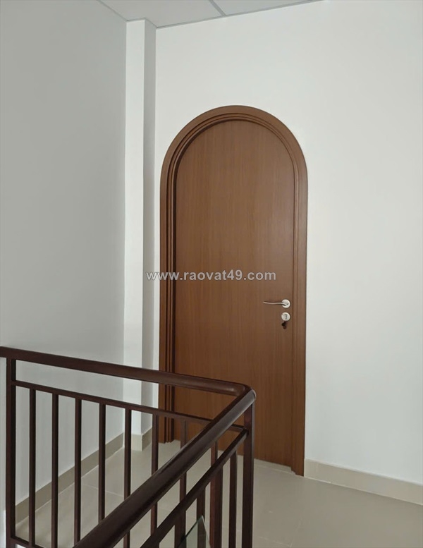 ~/Img/2026/6/cua-vom-nhua-composite-tai-phuong-gia-dinh-tp-hcm-02.jpg