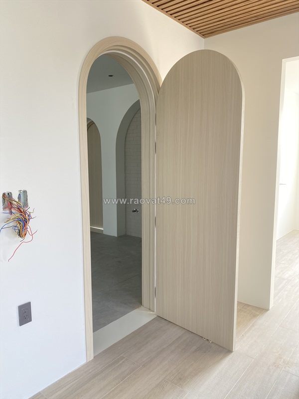 Giá cửa vòm nhựa composite tại hóc môn kingdoor