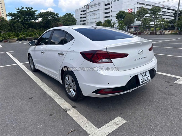 Huyndai elantra 1.6 at bản full cửa sổ nóc sx 2021 zin cọp không lỗi.