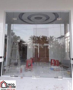 Nên chọn cửa kính lùa hay cửa kính mở quay?