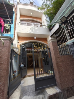 Nhà đẹp lê thị bạch cát– quận 11 – 42m2 - chỉ 5.7 tỷ . lh:0775532337.