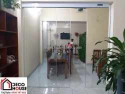 Những ưu điểm nổi bật của cửa kính cho nhà ống hiện đại