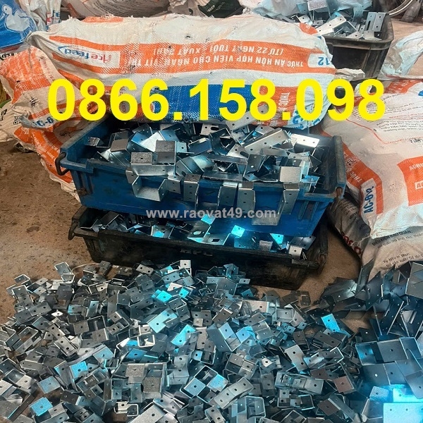 ~/Img/2026/6/o-dau-ban-bas-u-xa-go-30x60mm-pat-sat-chu-u-gia-re-02.jpg