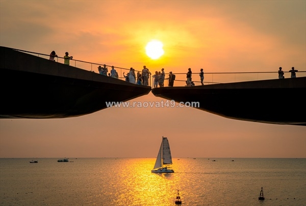 ~/Img/2026/6/review-tour-kiss-of-the-sea-phu-quoc-tu-bai-khem-den-phao-hoa-ruc-ro-cuoi-ngay-01.jpg