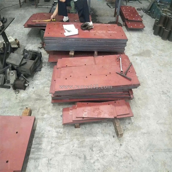 ~/Img/2026/6/thep-tam-chiu-mai-mon-hardox-400-450-500-giai-phap-nhap-khau-chinh-ngach-theo-don-dat-hang-tai-unico-steel-01.jpg