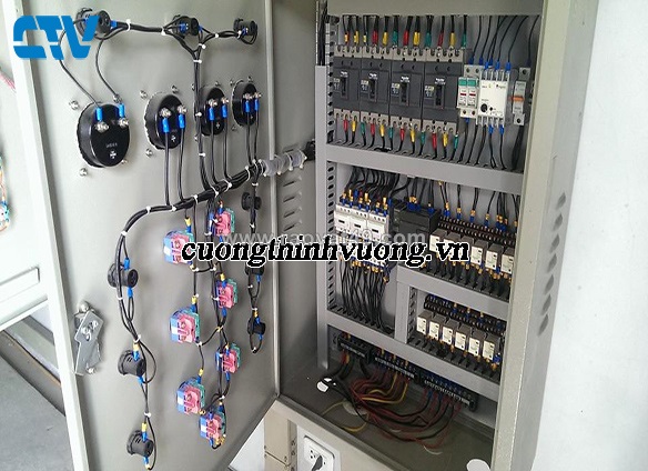 Tủ điện điều khiển máy bơm chính hãng – thiết kế theo yêu cầu