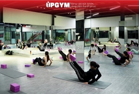 ~/Img/2026/6/up-gym-phong-tap-gym-voi-thiet-ke-hien-dai-thoang-dang-tai-quan-8-01.jpg