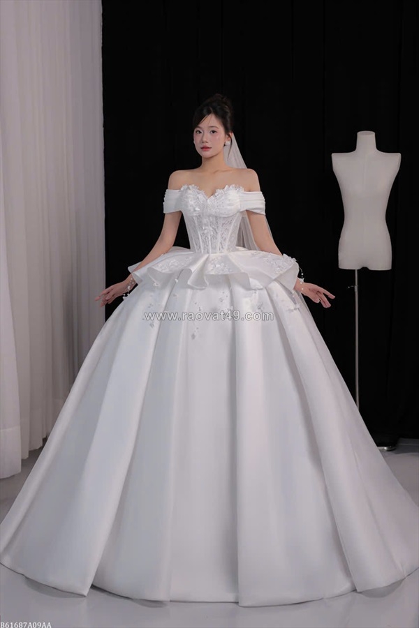 ~/Img/2026/6/vay-cuoi-gallery-bridal-thiet-ke-theo-yeu-cau-nhan-cover-tai-hcm-01.jpg