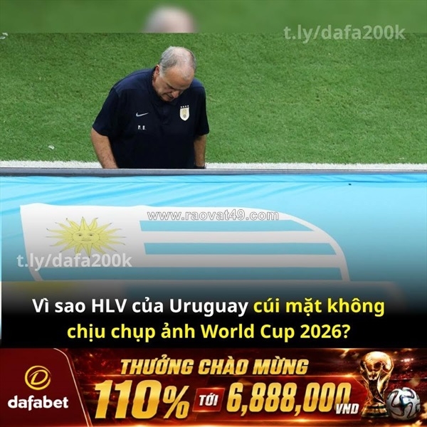 ~/Img/2026/6/vi-sao-hlv-uruguay-marcelo-bielsa-cui-mat-tu-choi-nhin-vao-ong-kinh-01.jpg