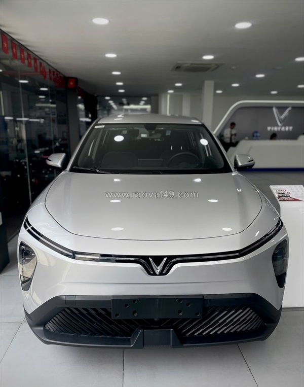 ~/Img/2026/6/vinfast-limo-green-2026-623-trieu-nhan-xe-ngay-02.jpg